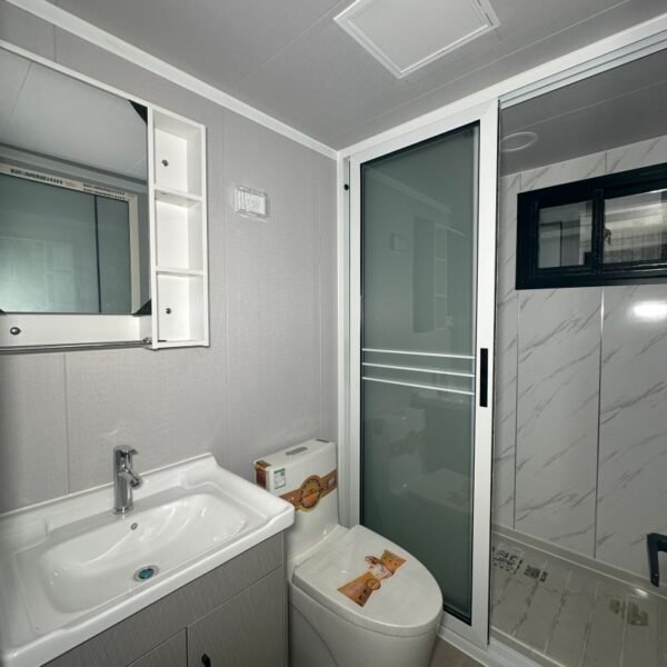 20ft Expandable Container House with 2 Bedrooms & Side Glass Curtain Wall - Image 5