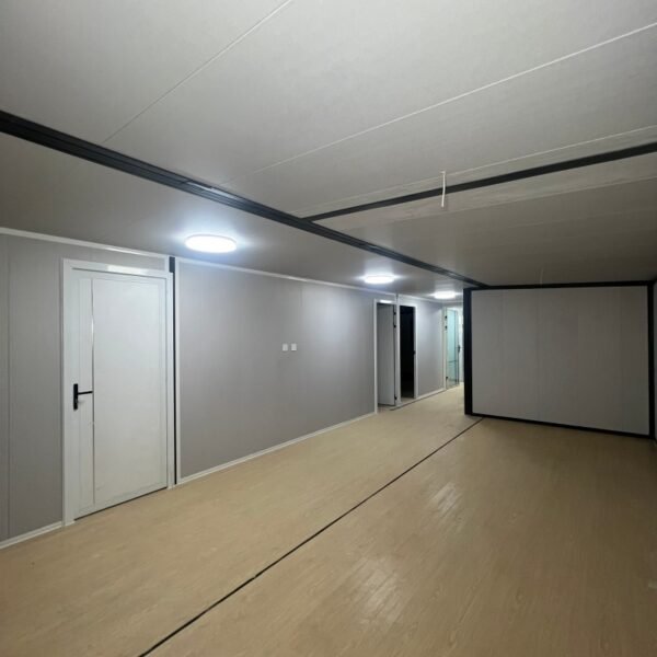 40ft Expandable House with Black Frame and Marble Pattern Wall Panels Four Bedrooms One Bathroom - Image 5