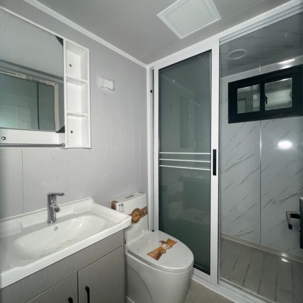 20ft Expandable Container House with 2 Bedrooms & Glass Curtain Wall - Image 9