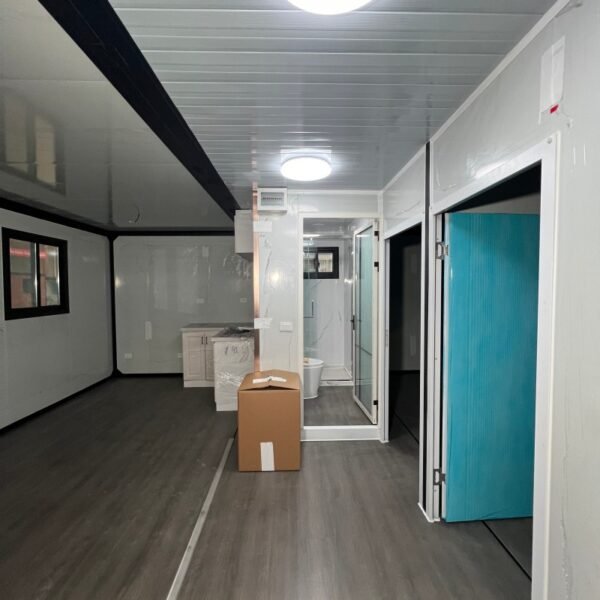 20ft Expandable Container House Wenge Wood Panels Black Frame 2 Bedrooms Flat Roof Design - Image 5