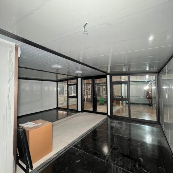 20ft Expandable Container House with Black Wall Panels & Frame - Image 5