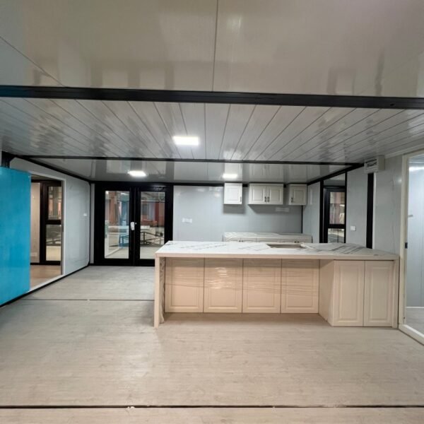 40ft Expandable House with Black Frame Antique Gray Walls Four Bedrooms One Bathroom - Image 8