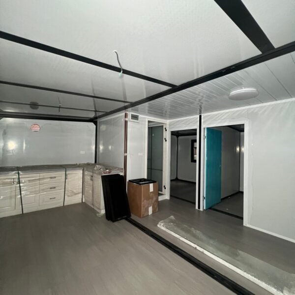 20ft Expandable House with Black Frame and Chicken Wing Wood Panels Two Bedrooms One Bathroom - Image 6