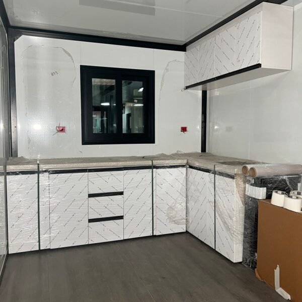 40ft Expandable House with Black Frame Three Bedrooms One Bathroom Flat Roof Dual Wings and Sloped Roof Pavilion - Image 6