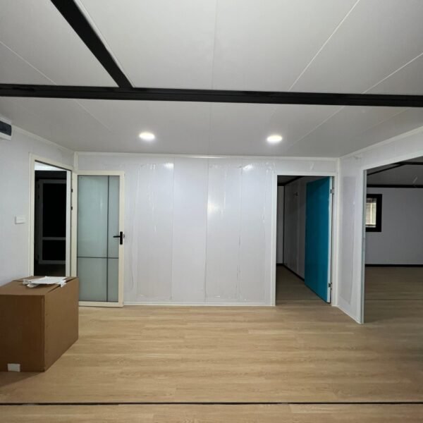 40ft Expandable House with Two Bedrooms One Bathroom Laundry Room and Pavilion - Image 8