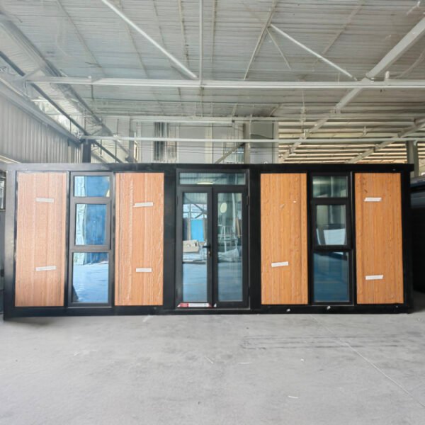 20ft Flat Roof Expandable Container House – Modern & Versatile Living Space